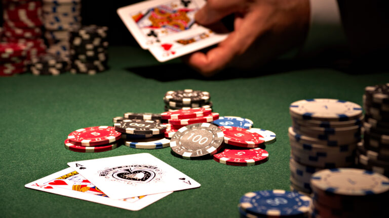 What You Need to Know About Playing Online Casino Games
